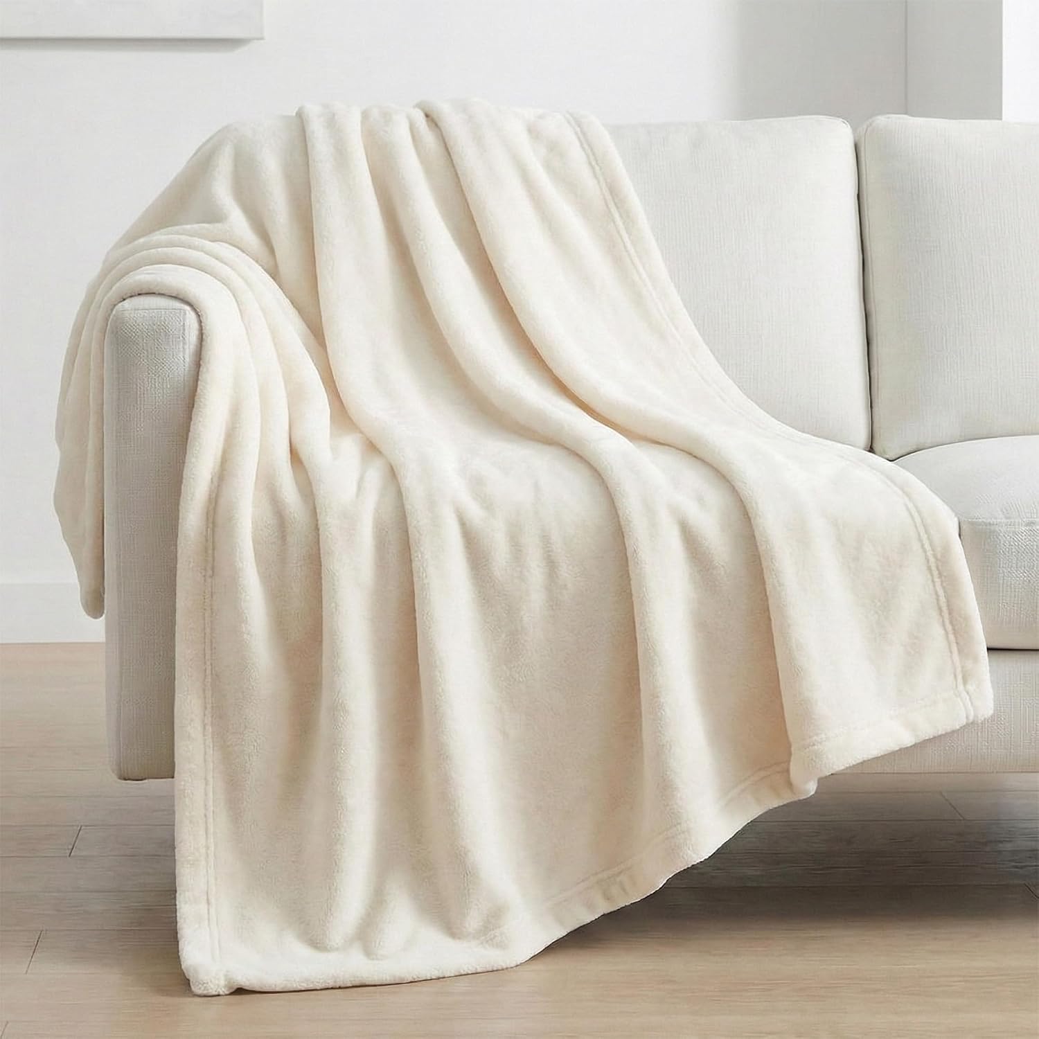 Velvet Plush Throw Blanket – Soft Cozy All Season Sofa Bed Blanket